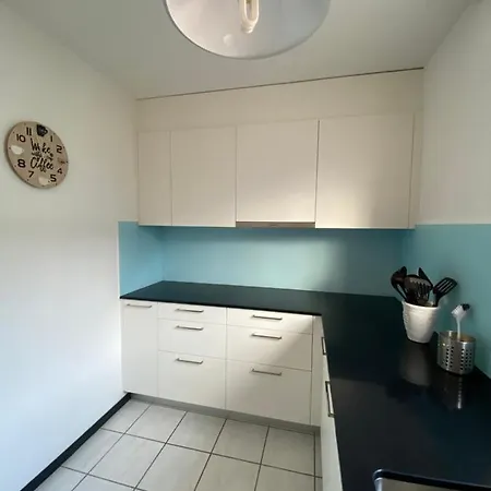 Διαμέρισμα Schone 4.5-zimmerwohnung Mit Sicht Ins Grune Λοκάρνο